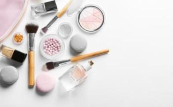  cosmetics_sstock_0_400_248_75.jpeg
